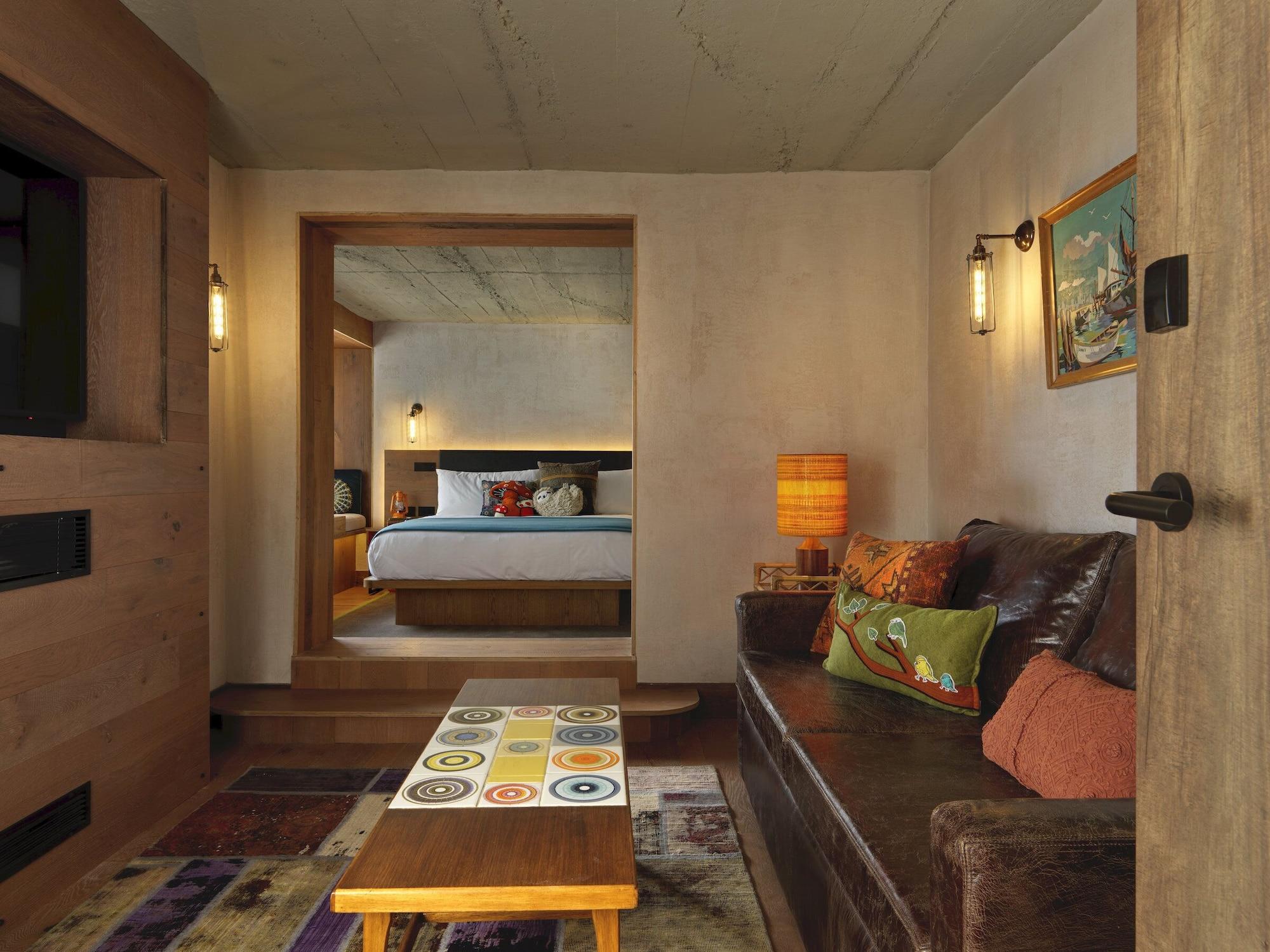 Treehouse Hotel Лондон Экстерьер фото